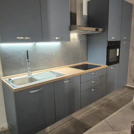 Mali Oda ve Kahvaltı 4*