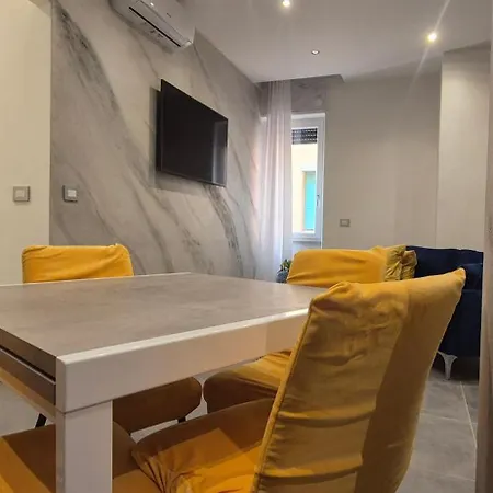 Oda ve Kahvaltı Mali Salerno